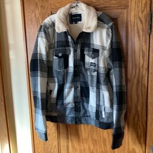 Aeropostale NYC, Cream and Black Polyester and Cotton Checked Jacket.